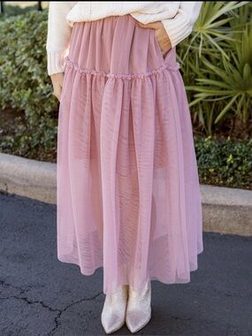 Grace & Lace Mesh Tiered Maxi Skirt in blush Size L NWT